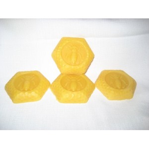 100% Beeswax - Bee in Honeycomb